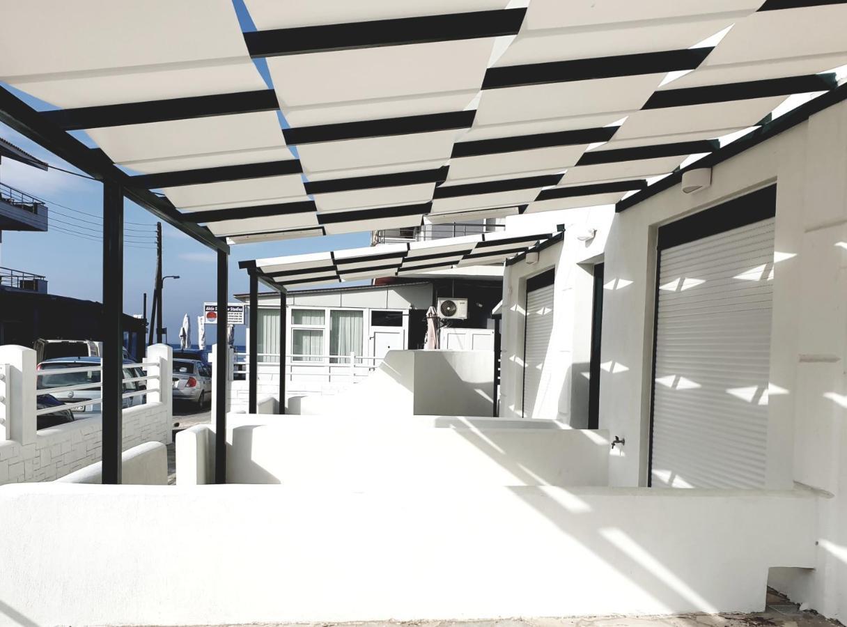 Eantos Studios And Suites Peraia  Exterior photo