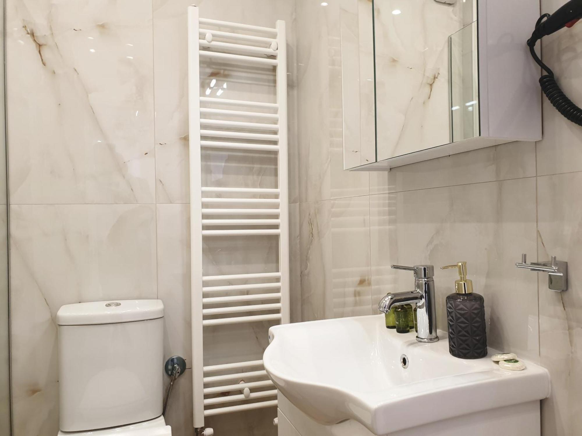 Eantos Studios And Suites Peraia  Room photo