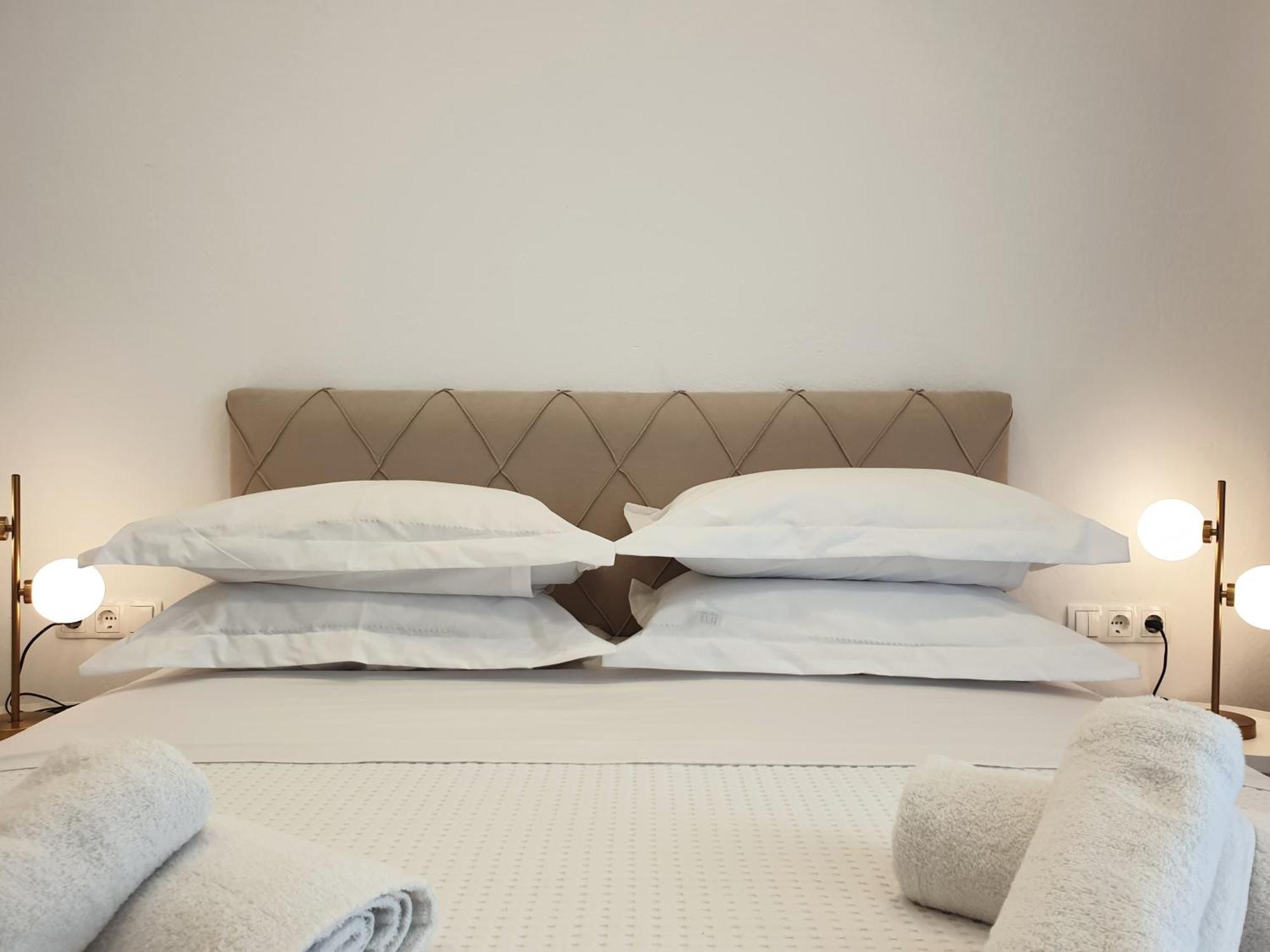 Eantos Studios And Suites Peraia  Room photo