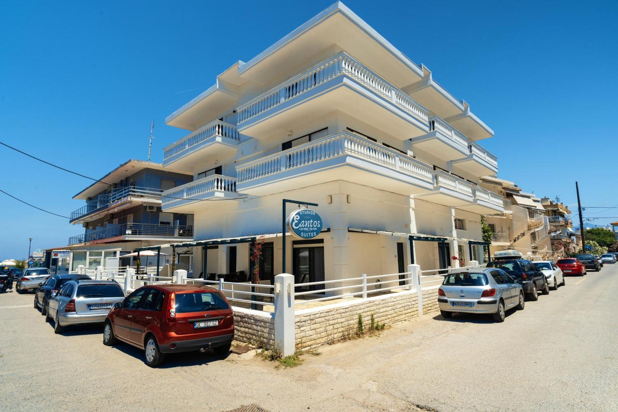Eantos Studios And Suites Peraia  Exterior photo