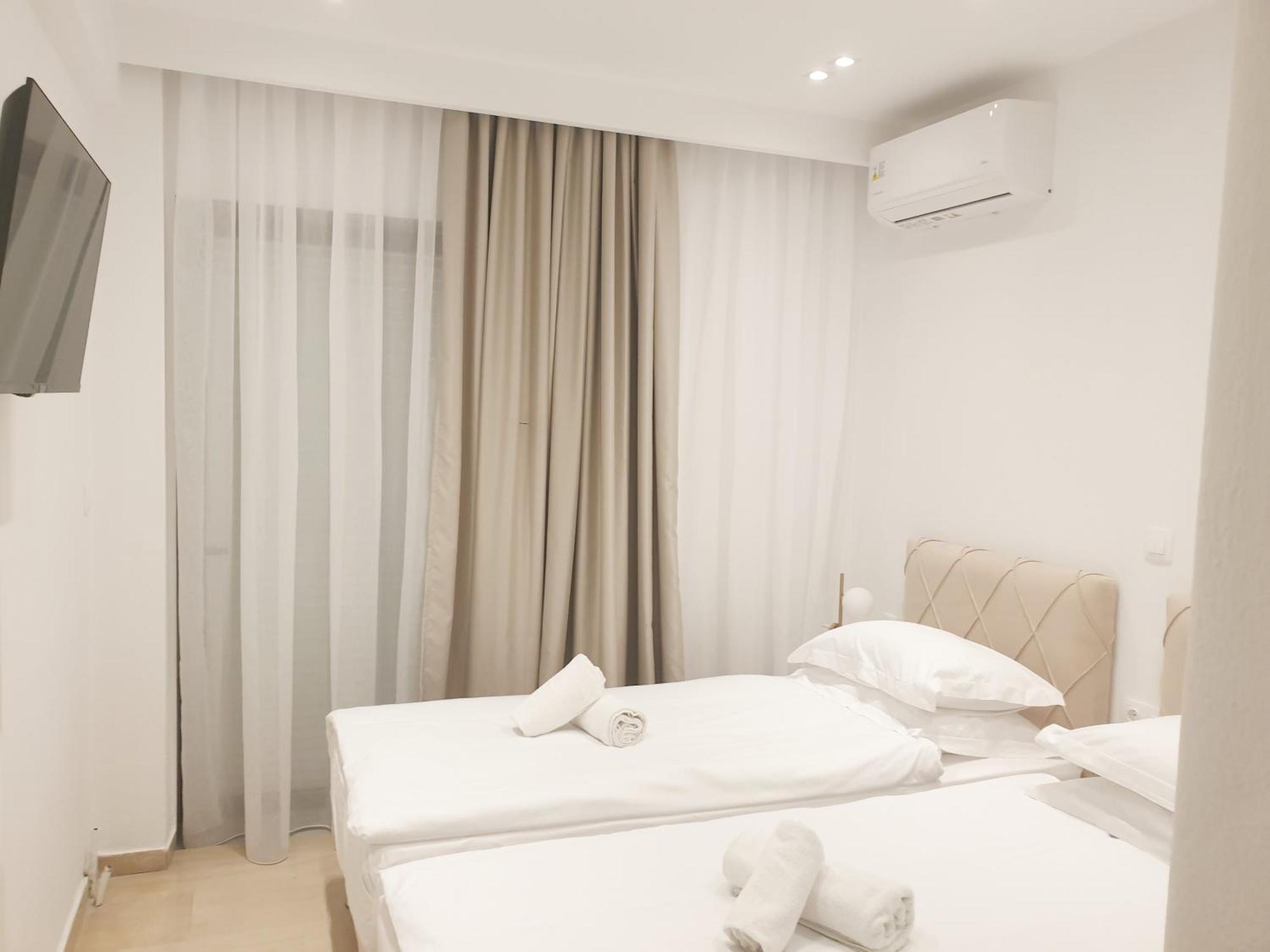 Eantos Studios And Suites Peraia  Room photo
